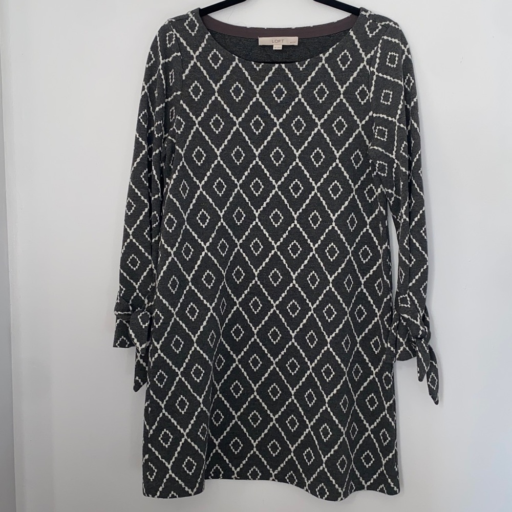 LOFT gray dress with diamond accents, size MP
